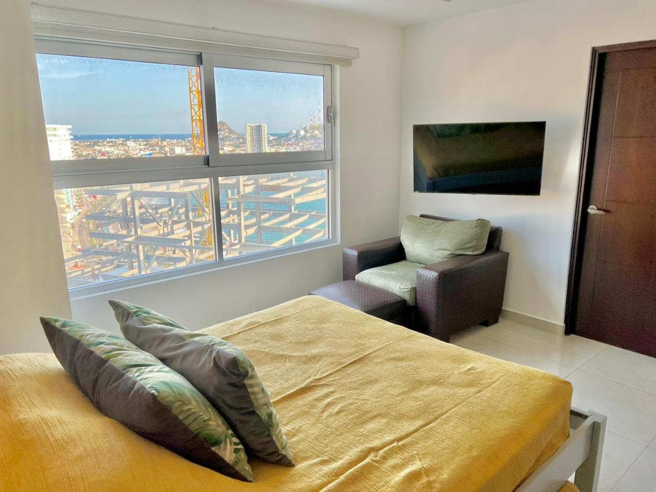 דירות מזטלן Sunset View Malecon 1404 Vista Panoramica Al Mar מראה חיצוני תמונה